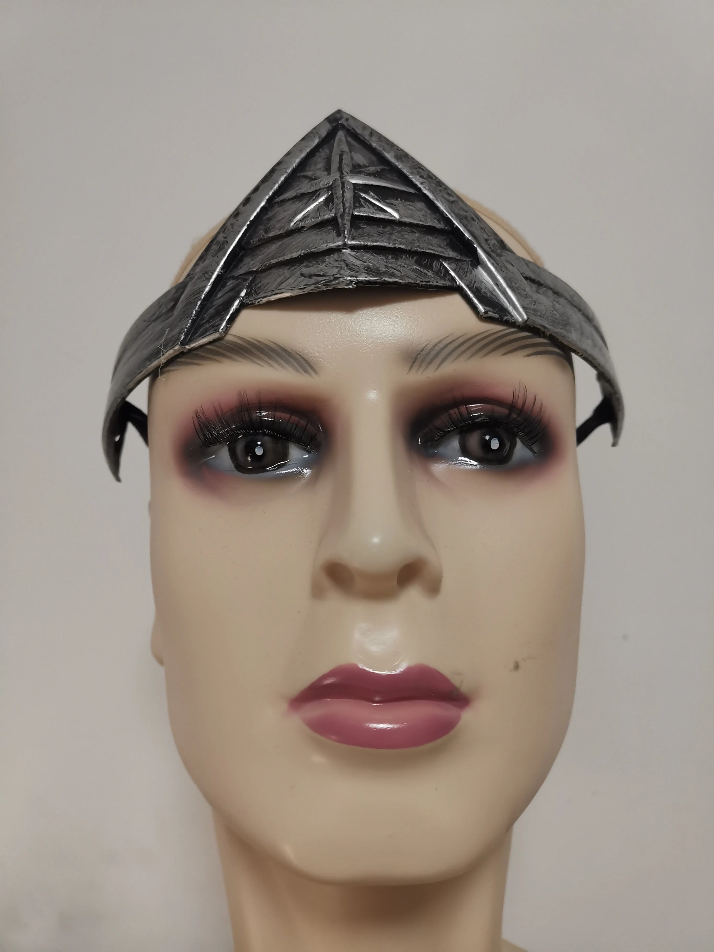 2025 Princess Diana Cosplay Armband Gauntlet Tiara Wrist Lasso of Truth Accessory Props Super Woman Halloween Costume Headdress